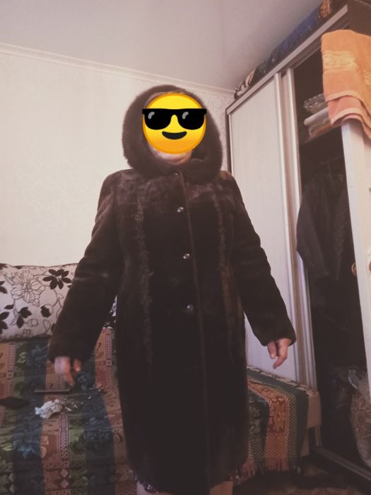 Продам шубу мутон с норковым воротником
