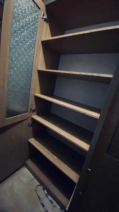 Шкаф купе и Шкаф с дверями