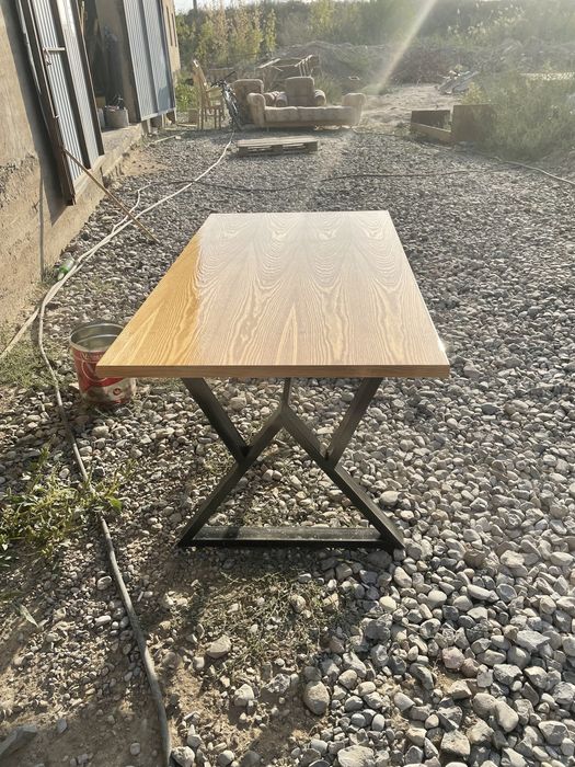 Столы стулья диваны для кафе и ресторанов