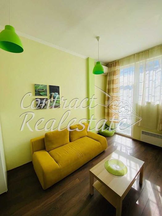 Дава се под наем Двустаен апартамент в Варна, Цветен квартал - 58 кв.м за 408 € - Снимка #2