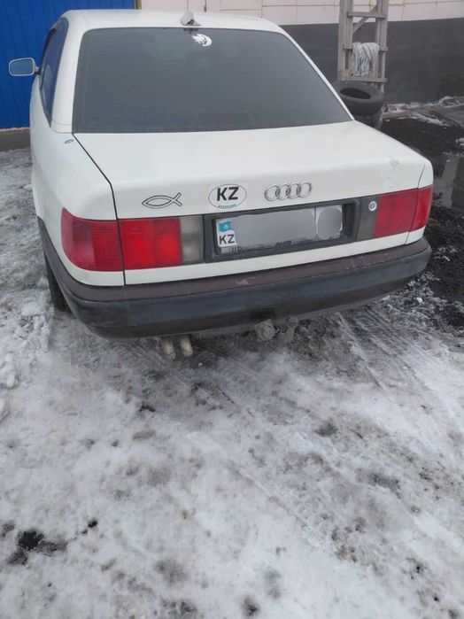 Ауди 100с4 1994год