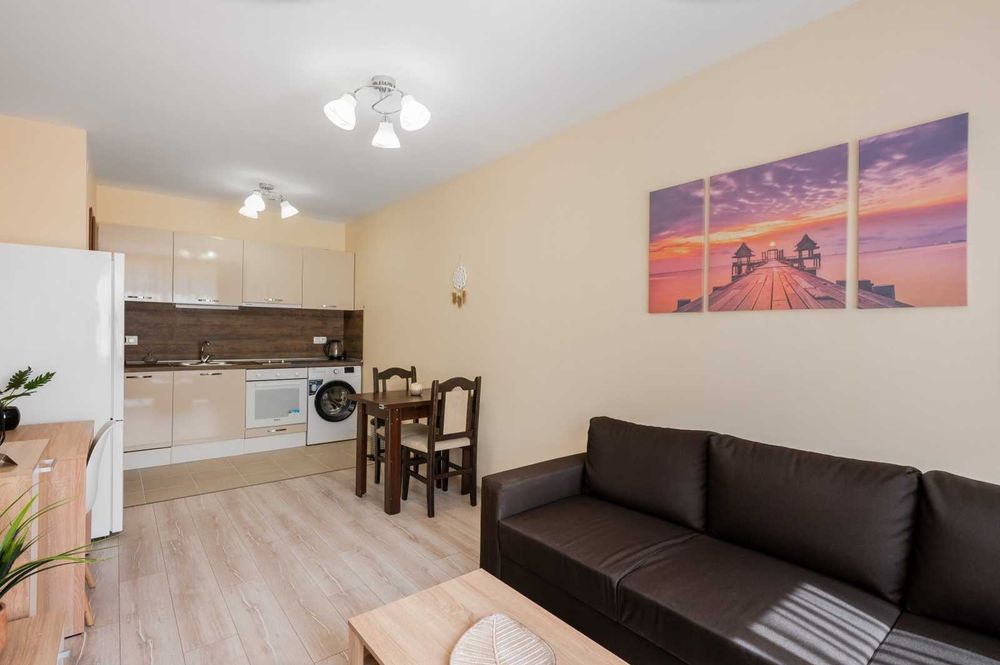 Дава се под наем Двустаен апартамент в София, Зона Б-19 - 55 кв.м за 663 € - Снимка #2