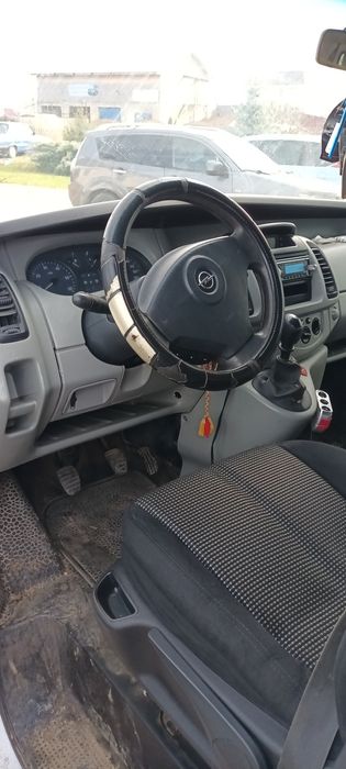 Opel vivaro 1.9 autoturism