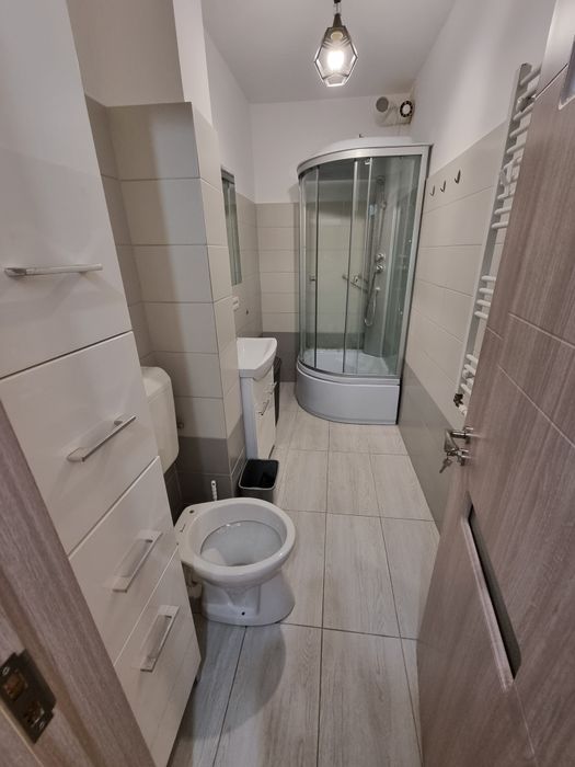 Garsoniera, renovata, cf. 1, zona Fizicienilor