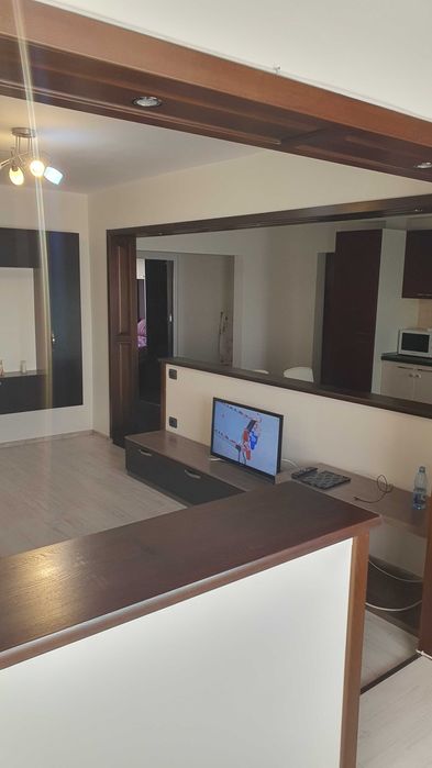 Apartament 3 camere de inchiriat