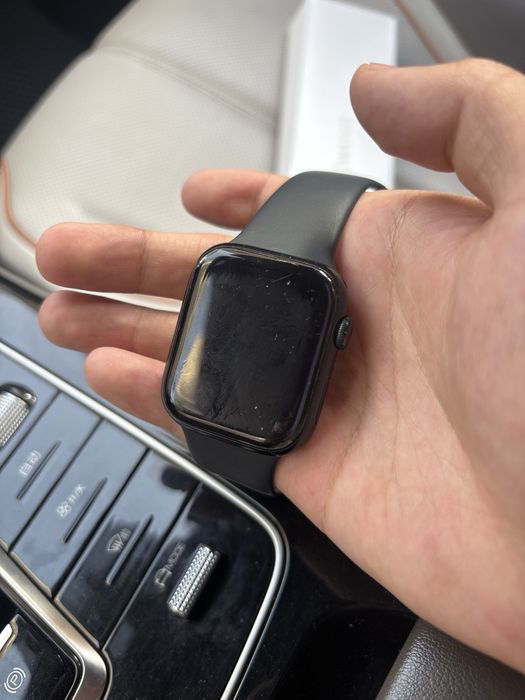 Продам apple watch 8 серии 45 мм