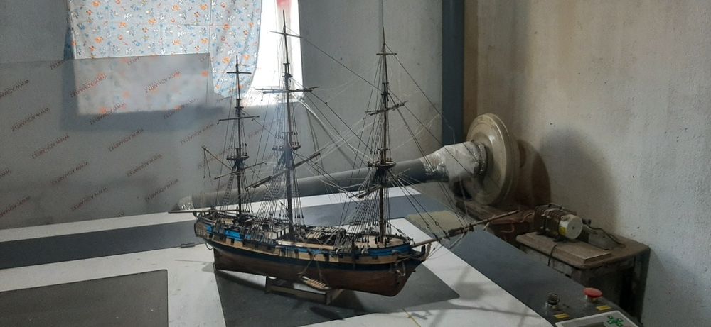 Сувенир парусник