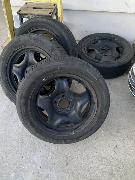 Jante structurate 5x114.3 si anvelope 195/55 R16 senzori TPMS