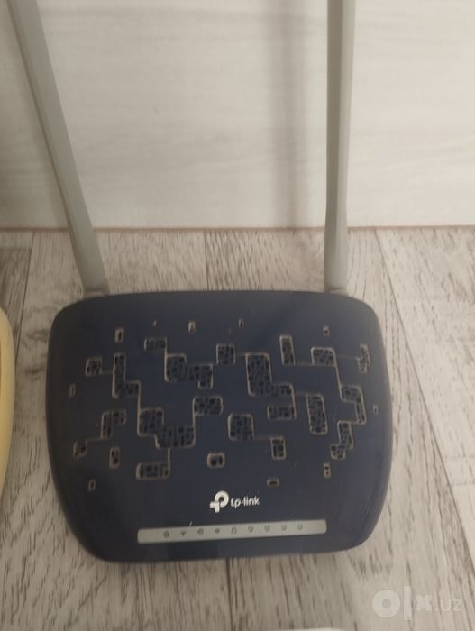 wi fi роутер 4штуки.индикатори горять.за все 60тысячь