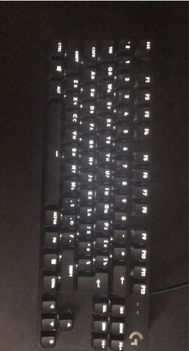 Продам компьютеры в полном комплекте с мебелью