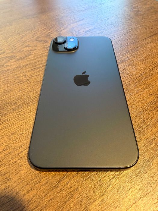 Vand/Schimb iPhone 15 Plus