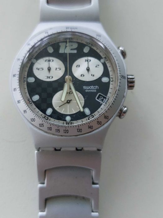 Продам часы оригинал.