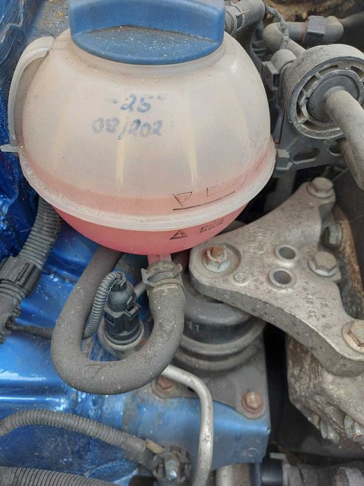 VW Polo 1,4 benzina 2004 automat