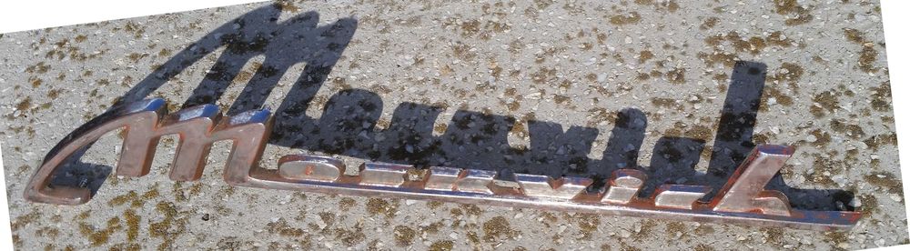 Класически надпис MOSKVICH от заден капак на МОСКВИЧ 408 или 412