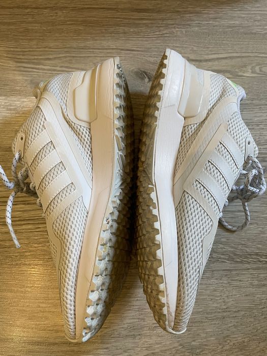 Д маратонки Adidas- ZX-750-HD