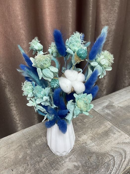 Ваза/Цветы/Декор