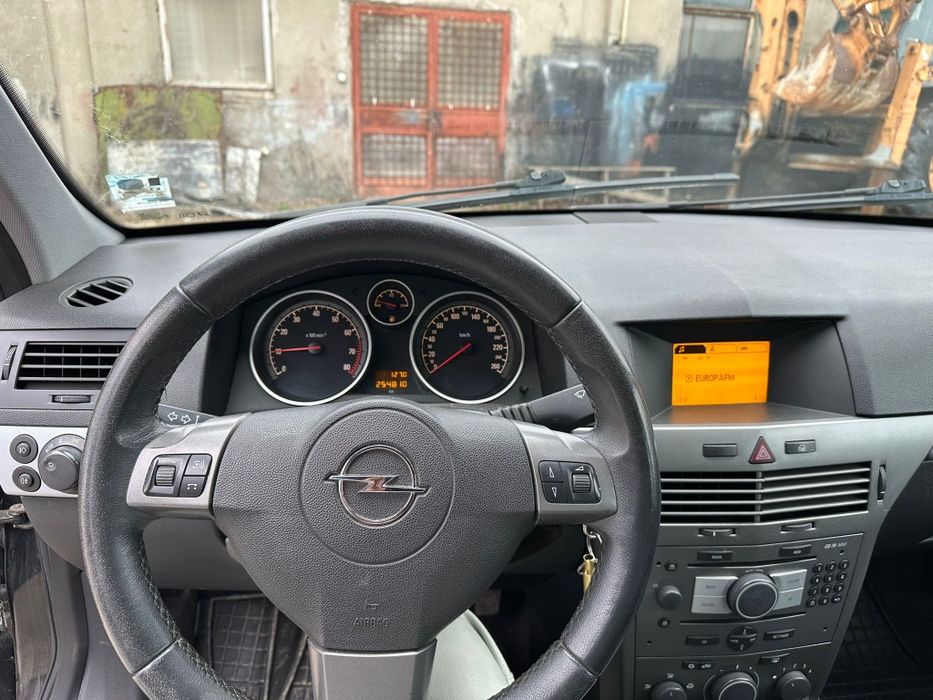 Opel astra H twinport 1.6