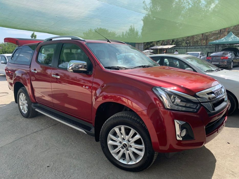 Фаркоп Isuzu D-MAX