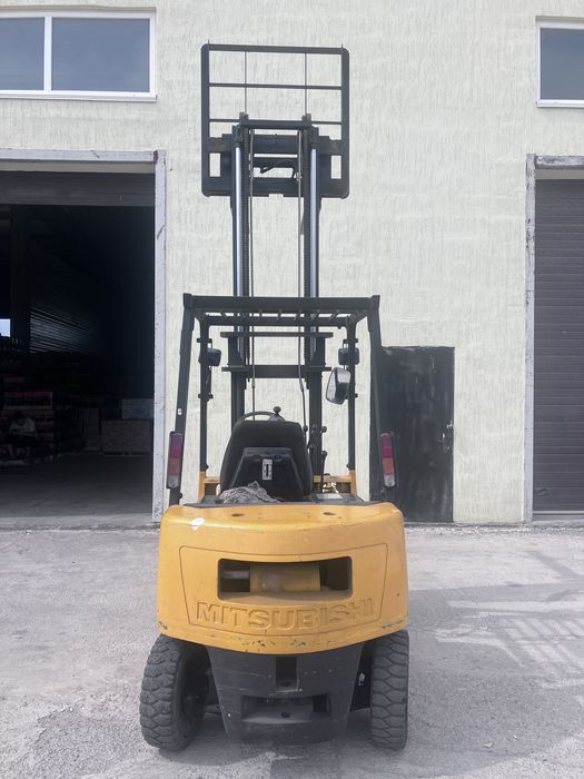 вилочный погрузчик