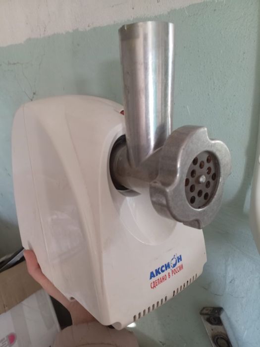 Продам мясорубку,новая с документами-5000 тг