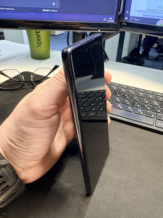 Продам смартфон Xiaomi 13 lite