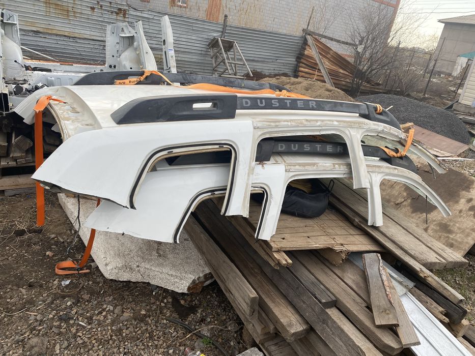 Релинги на Рено Дастер