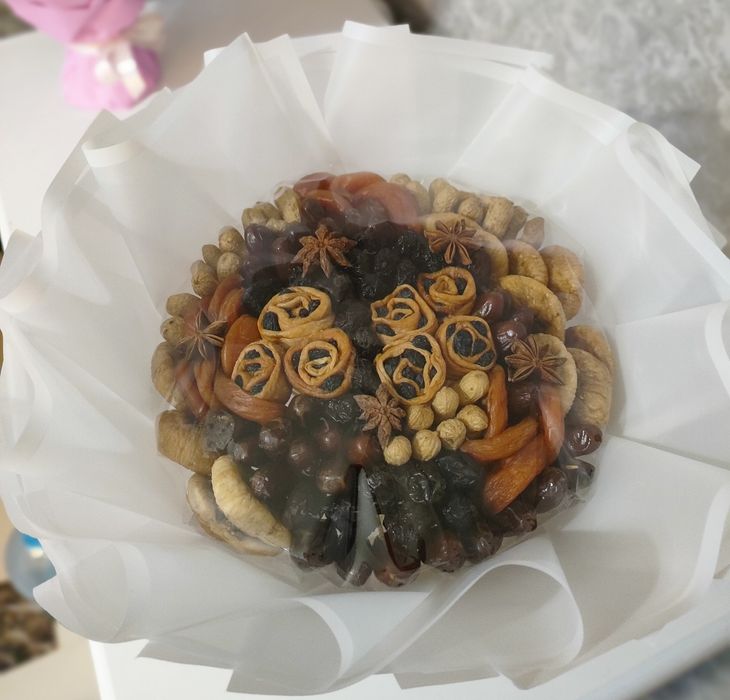 Букеты из сухофруктов