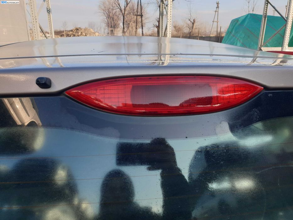 Tripla Stop Lampa Central de pe Hayon Haion Portbagaj Nissan Note E11 2004 - 2013 [K9368S]