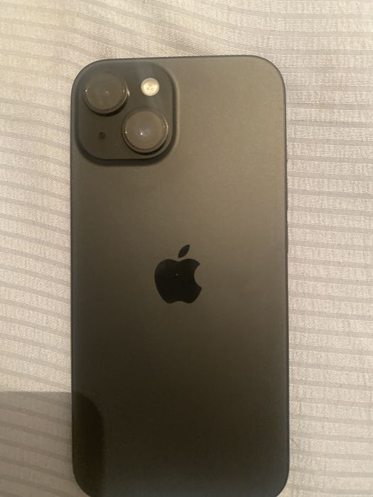 Айфон 15продаю срочно