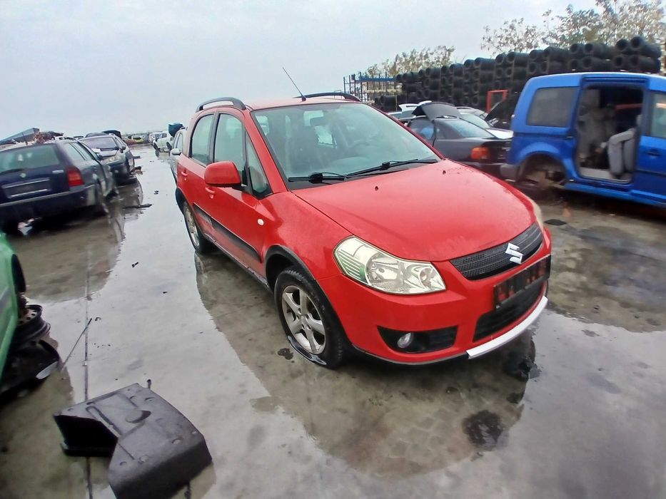 Dezmembrez suzuki sx4