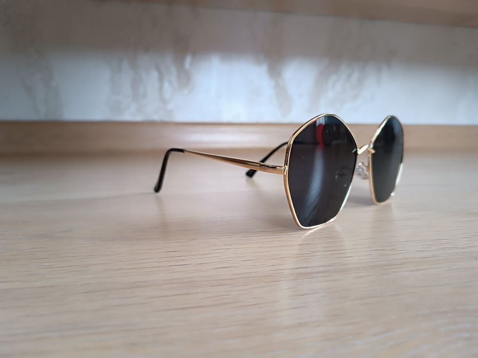 Дамски слънчеви очила