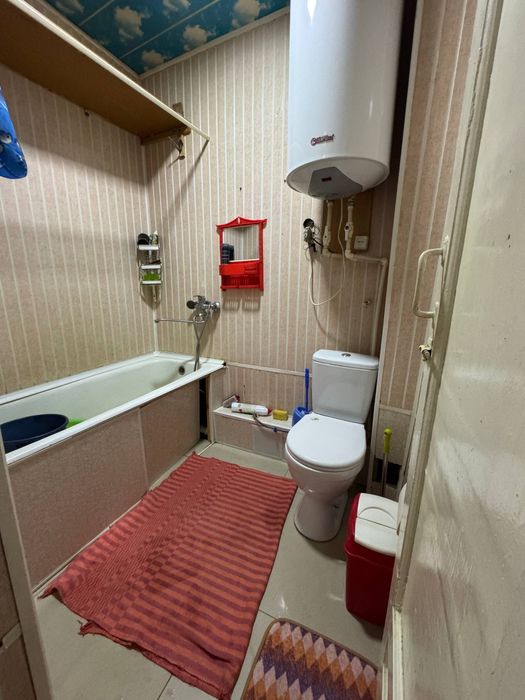 Сдается 2 х ком кв в Чирчике 4 этаж с мебелью в аранче улица пабеда