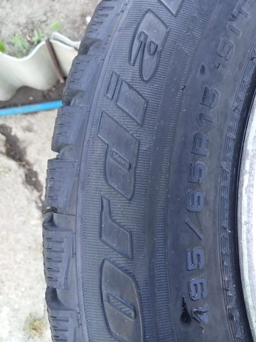 Продам зимние шины