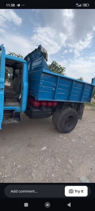 Грузовой ЗИЛ сотилади.