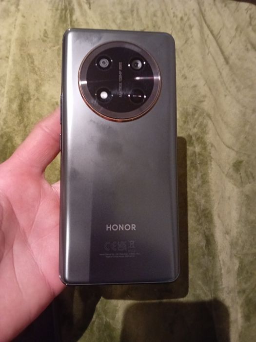 Vând Honor magic 7 lite