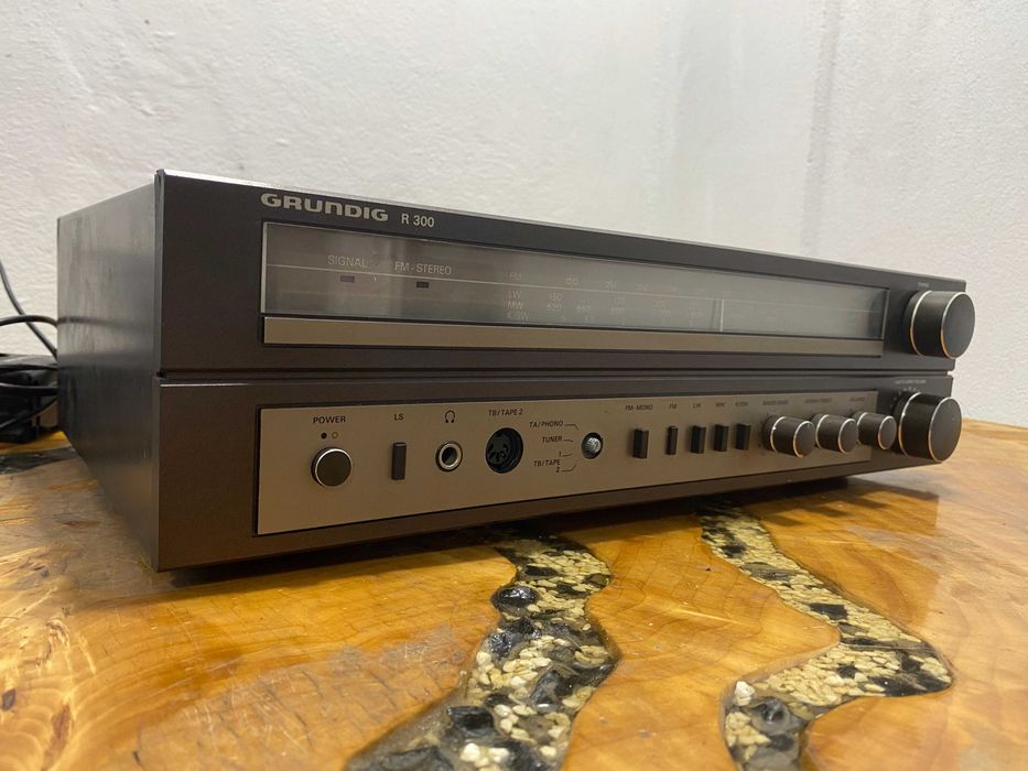statie / amplificator grundig r300
