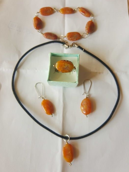 Кехлибар,старинен,естествени камъни,комплект,Уникален,неповторим