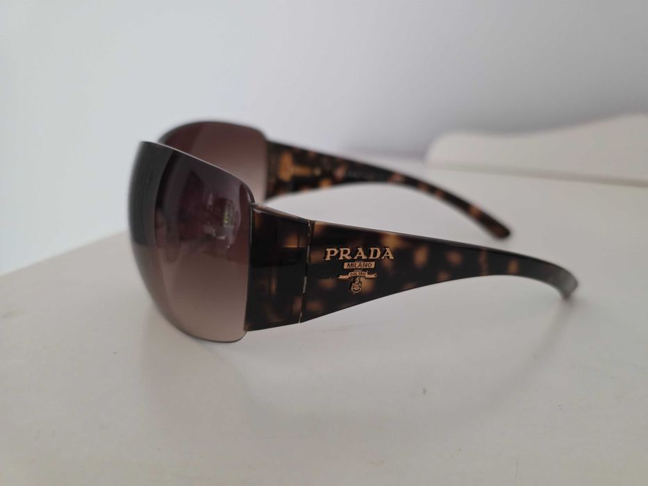 Слънчеви очила PRADA