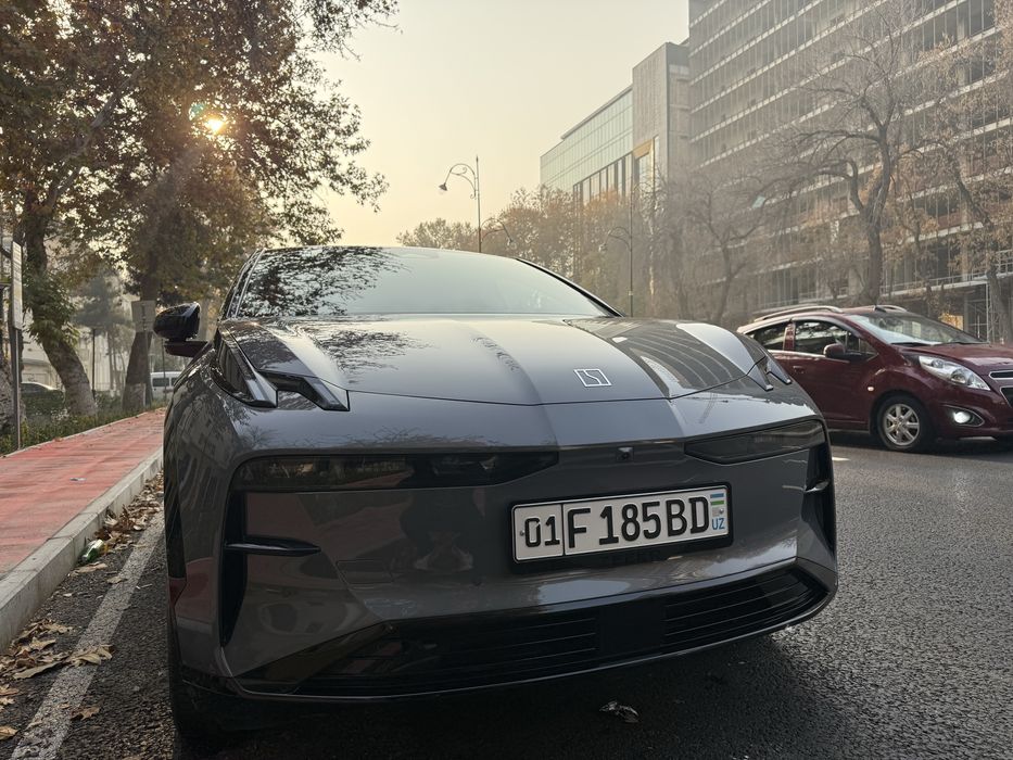 Продаю свой электро Автомобиль Zeekr x пробег 13.000