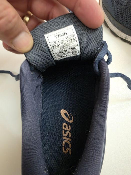 Încălțăminte Asics 37,5 de femei