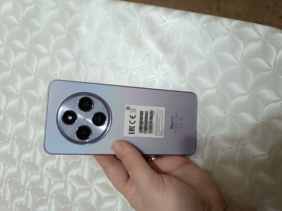 Продам телефон Redmi 14 c