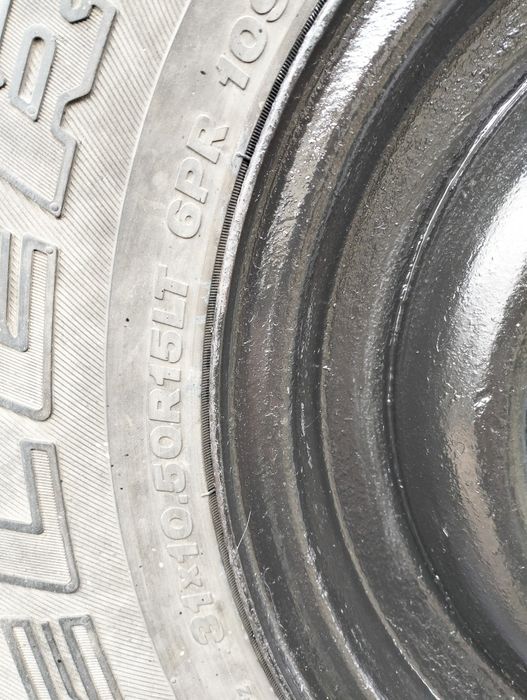 Шины 31 10.50 r15 на дисках УАЗ.