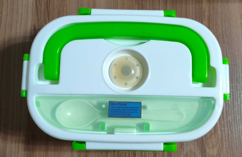 Продам ланчбокс с подогревом