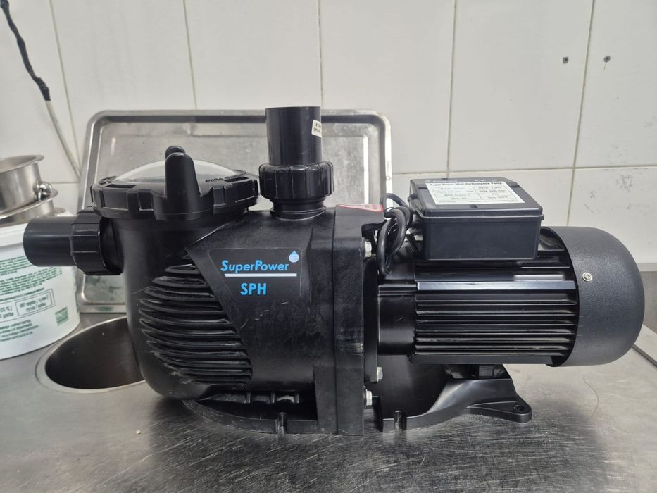 Насос для бассейна