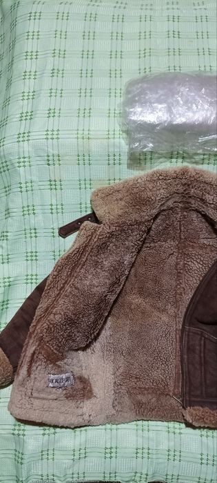 Осенняя распродажа снижение цен Дублёнка для детей пр.- Италия, цвет к