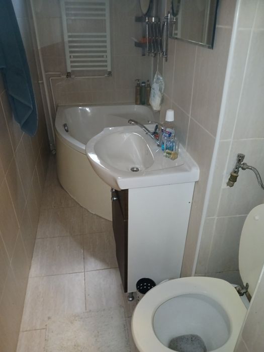 Dau in chirie apartament 2 camere