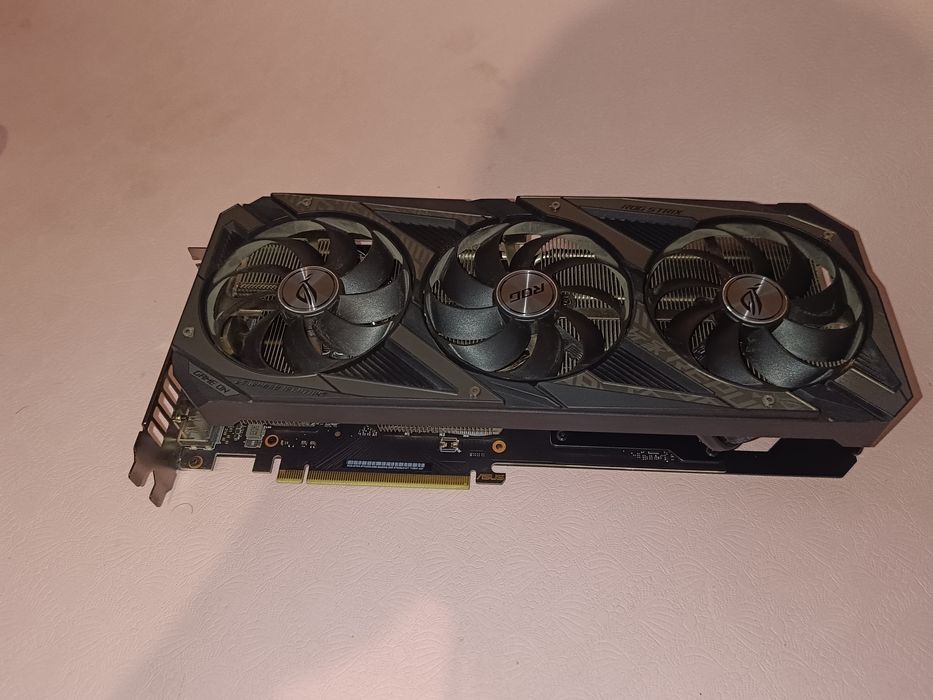 Rtx 3050 8gb мангинге небл