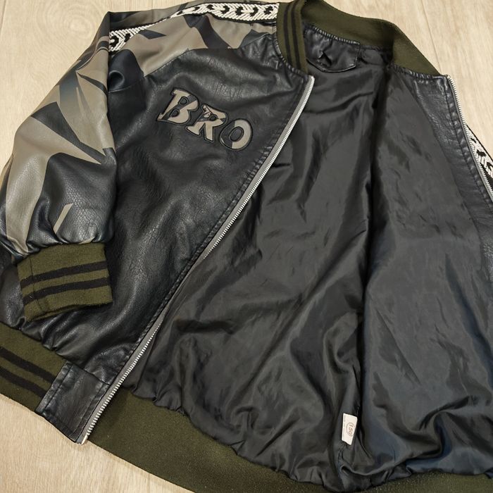 Куртка бомбер на мальчика