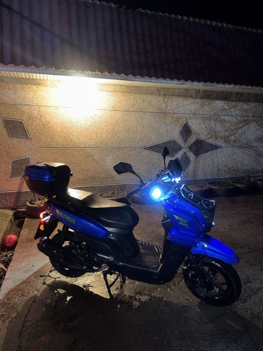 Скутер 150 кубов новый