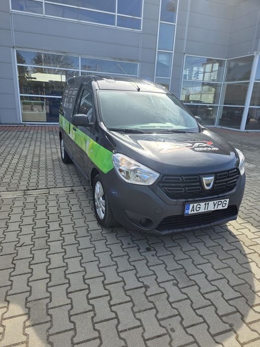 Vând/schimb Dacia Dokker
